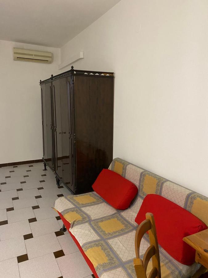 Casa Vacanze Gilli Hotell Cagliari Exteriör bild