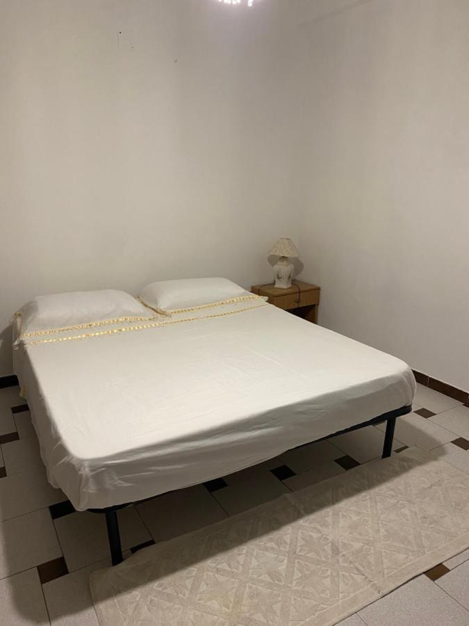 Casa Vacanze Gilli Hotell Cagliari Exteriör bild