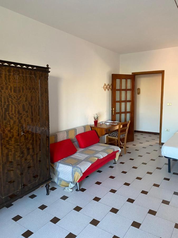 Casa Vacanze Gilli Hotell Cagliari Exteriör bild