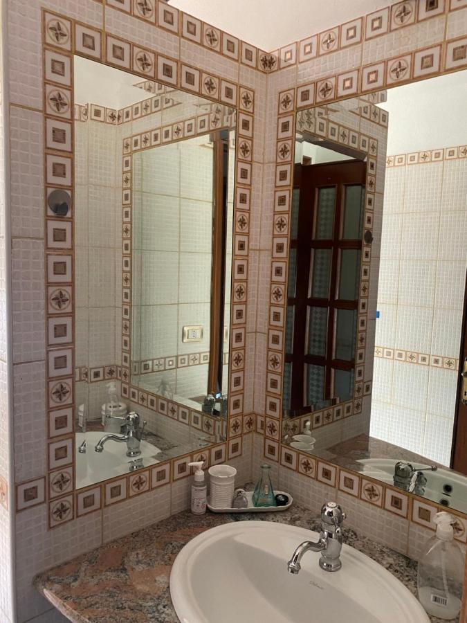 Casa Vacanze Gilli Hotell Cagliari Exteriör bild